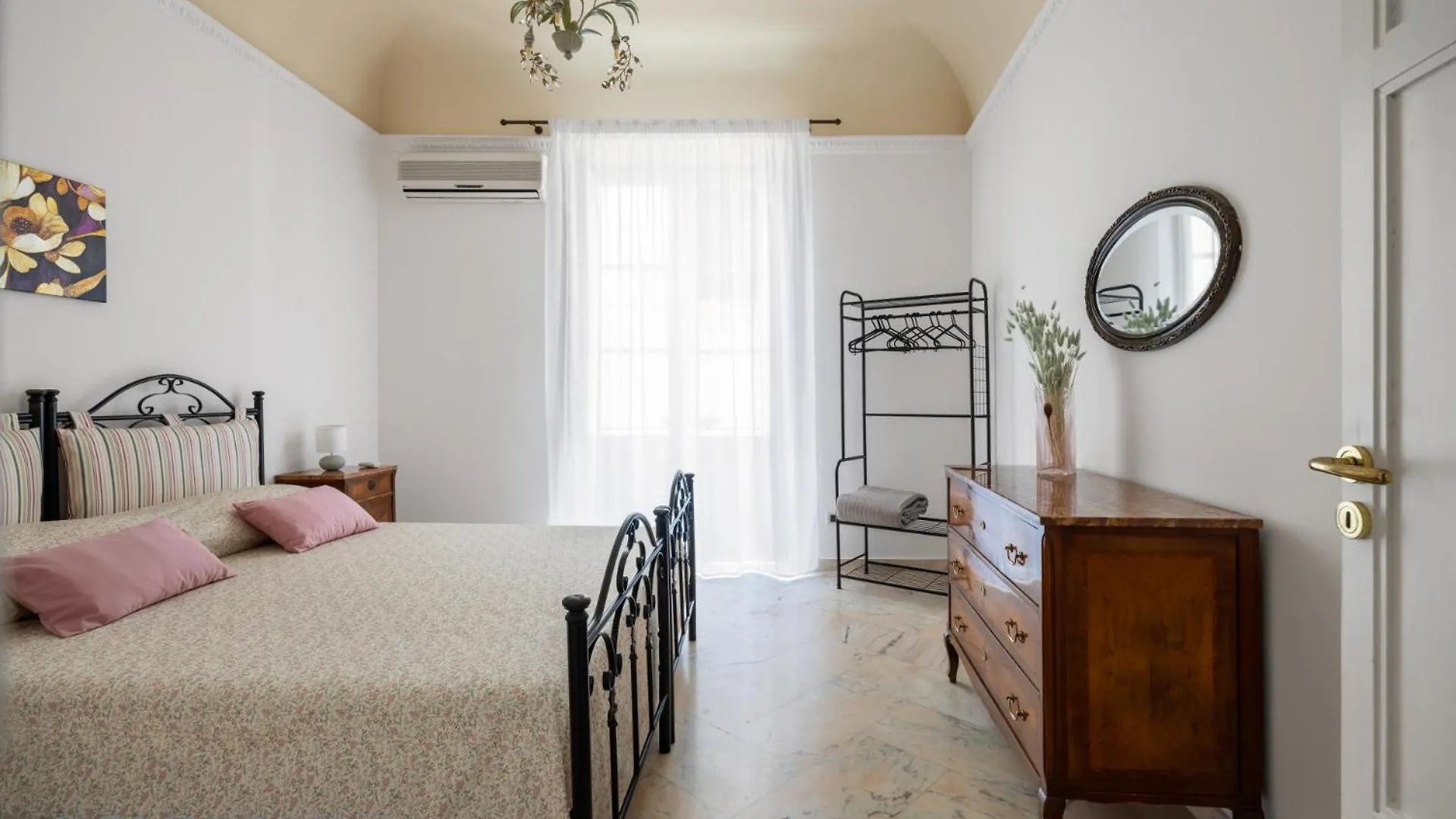 Torrekalsa Apartment By Domusicily Palermo